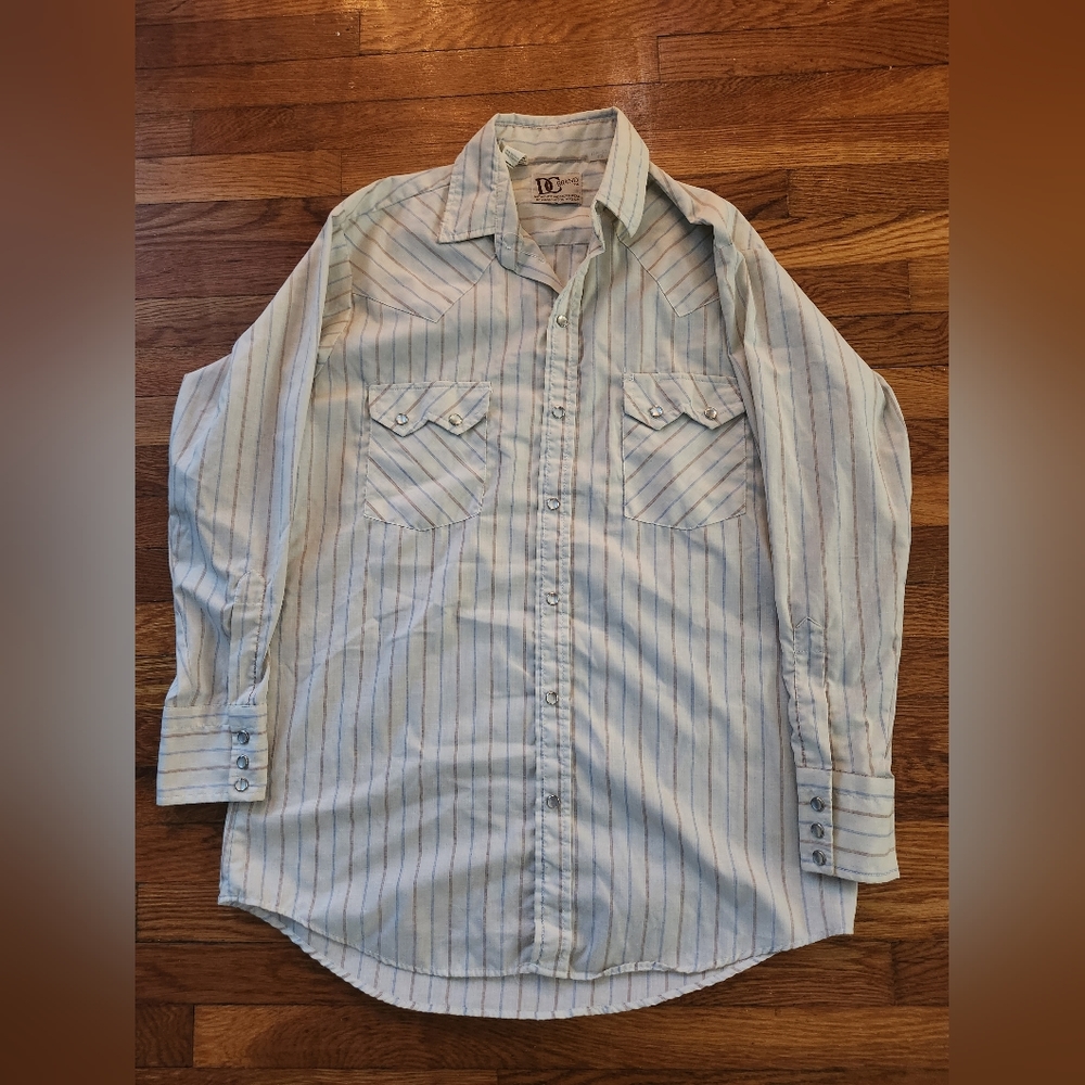 Vintage 1970s Western Pearl Snap Button Up shirt w/ Stripes